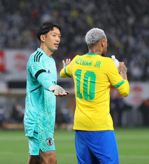 日本代表 Gk権田修一6 46点で最高 守備評価も 攻撃の形が見たかった ブラジル戦ユーザー採点 日本代表 日刊スポーツ 日本代表 Gk権田修一6 46点で最高 守備評価も 攻撃の形が見たかった ブラジル戦ユーザー採点 日本代表 日刊スポーツ