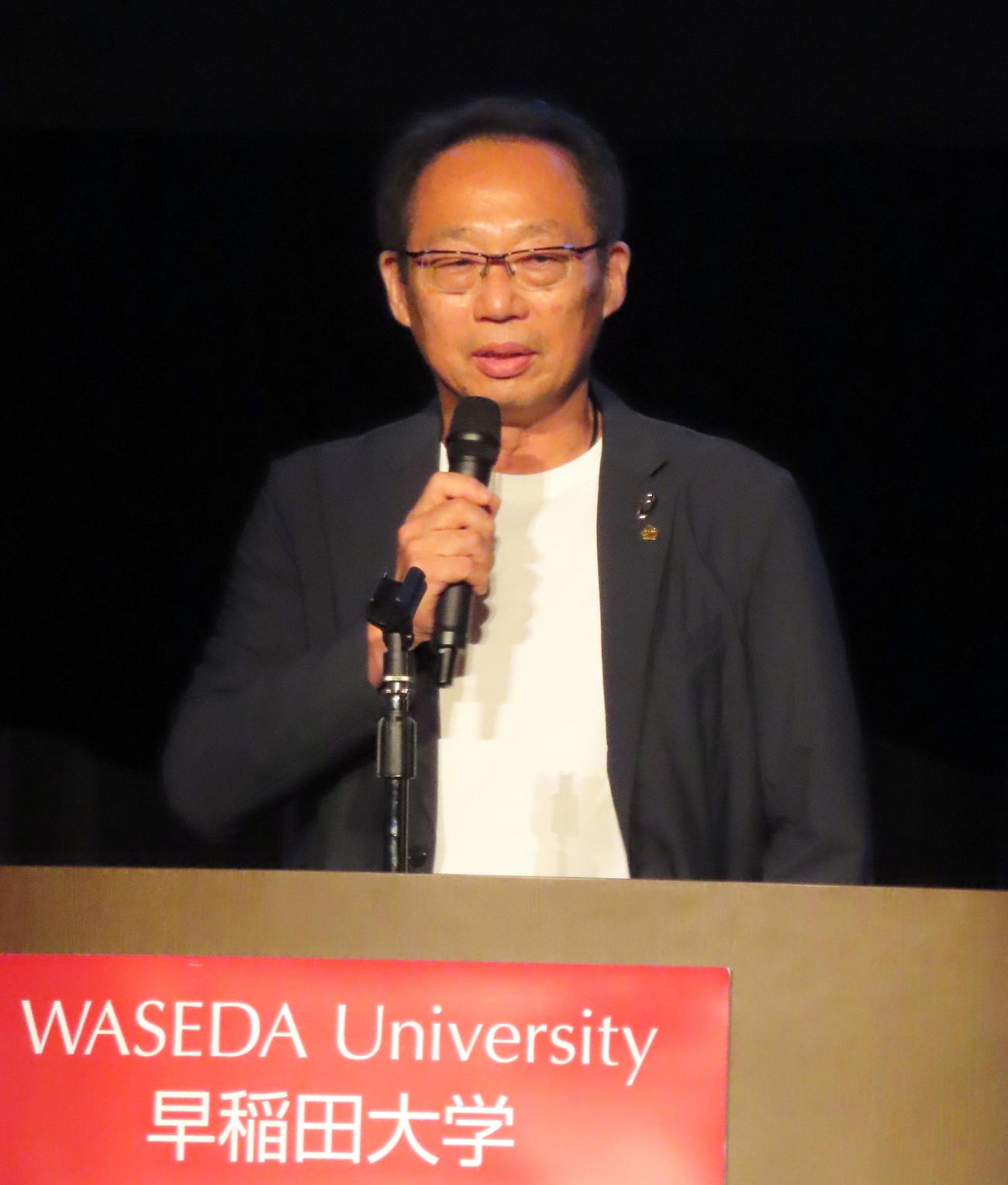 早稲田スポーツ125周年記念式典で講演した岡田氏