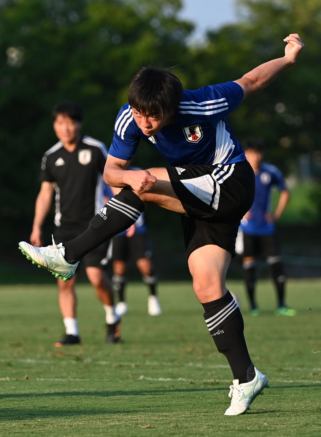 シュートを放つ相馬（撮影・横山健太）