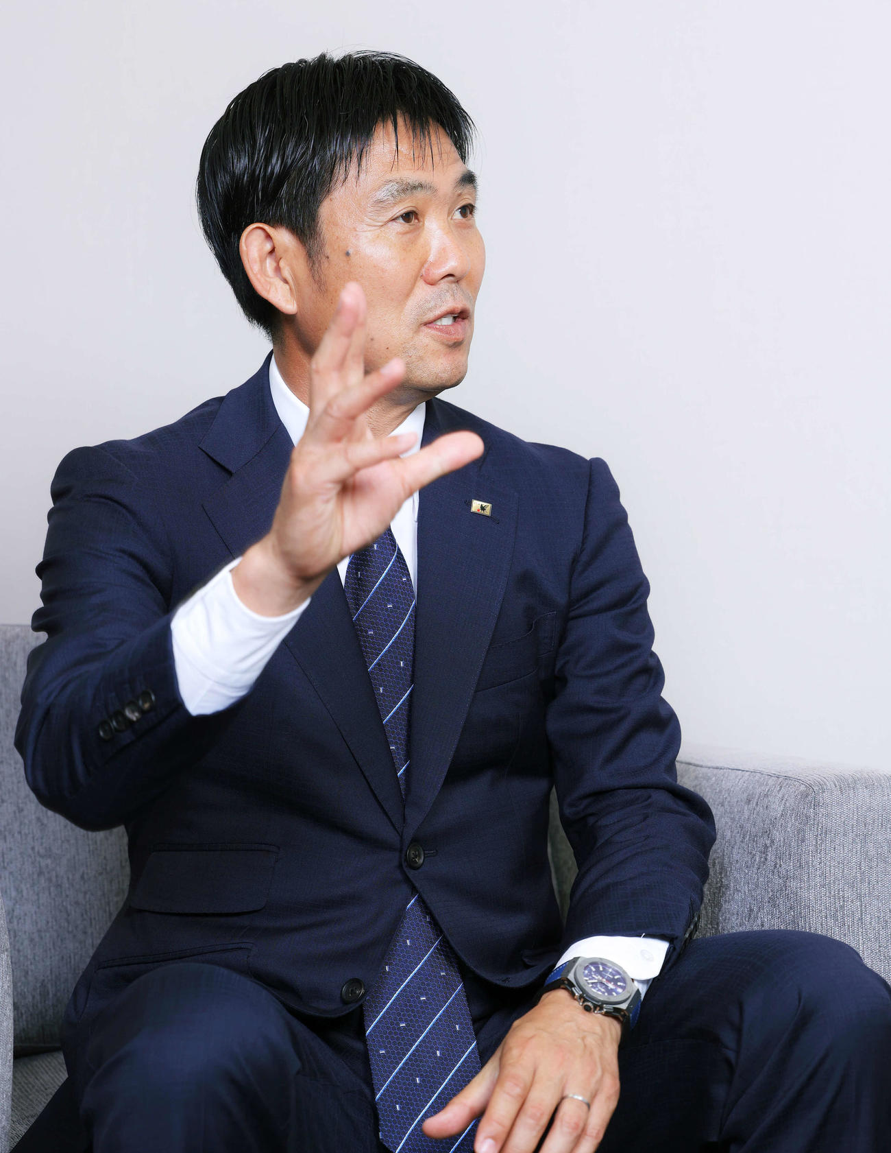 巨人原監督と対談する森保監督（撮影・河田真司）