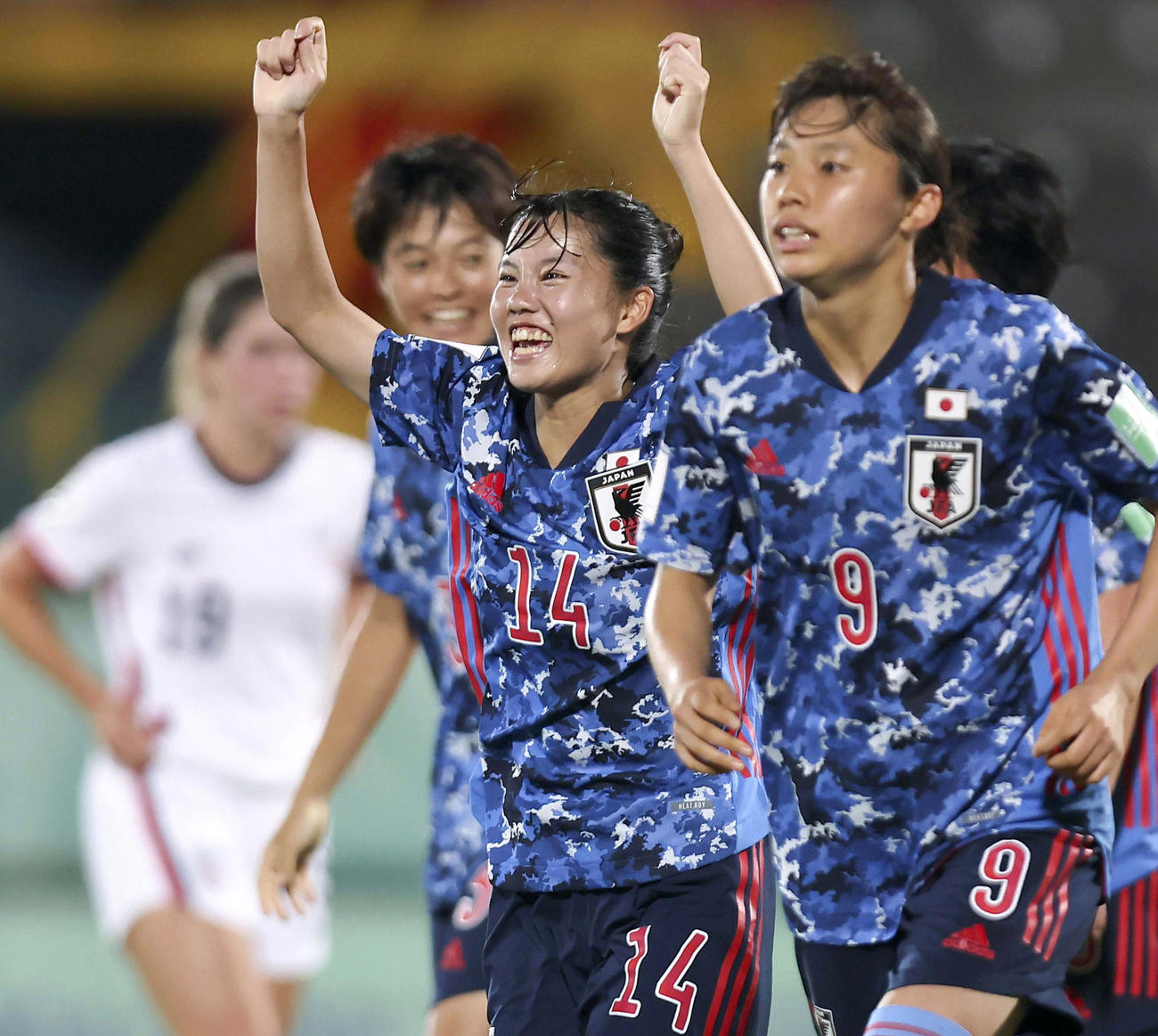 米国戦で先制ゴールを決め、喜ぶ松窪（FIFA提供・ゲッティ＝共同）