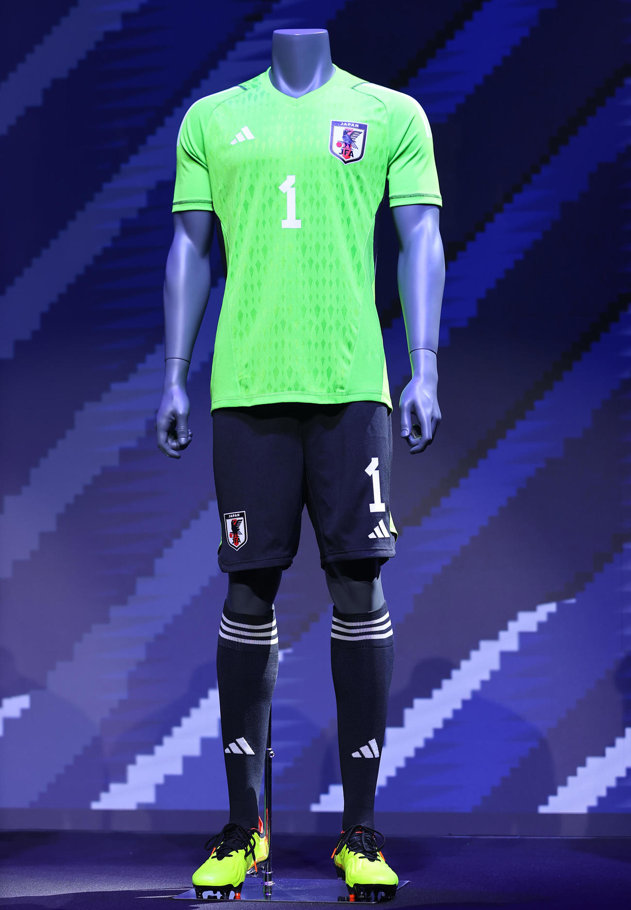 日本代表の新GKユニホーム（撮影・垰建太）