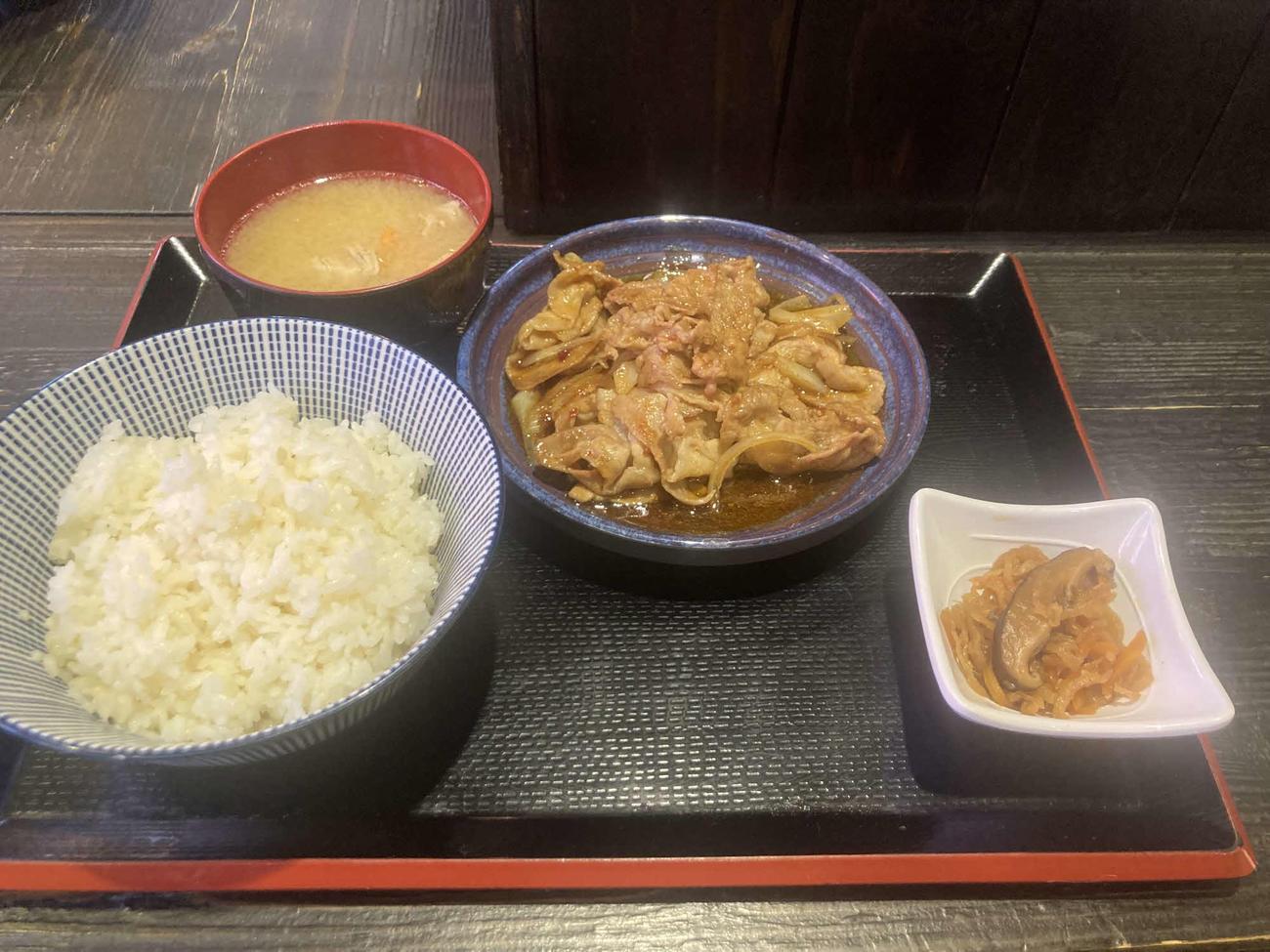 日本人選手も愛用のデュッセルドルフの和食店「加賀屋」の生姜焼き定食