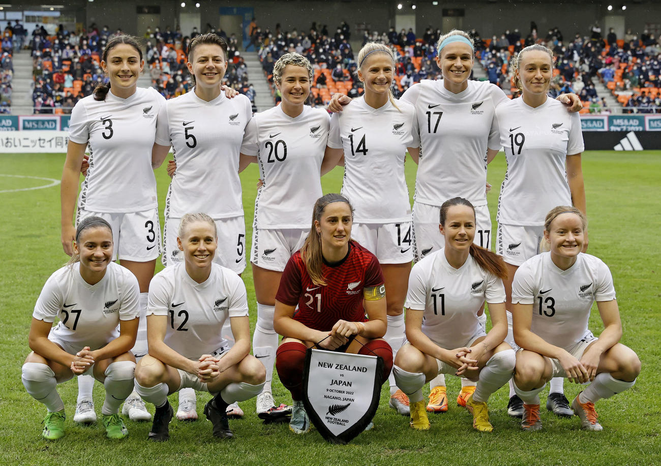 日本戦に臨む女子ニュージーランド代表（共同）