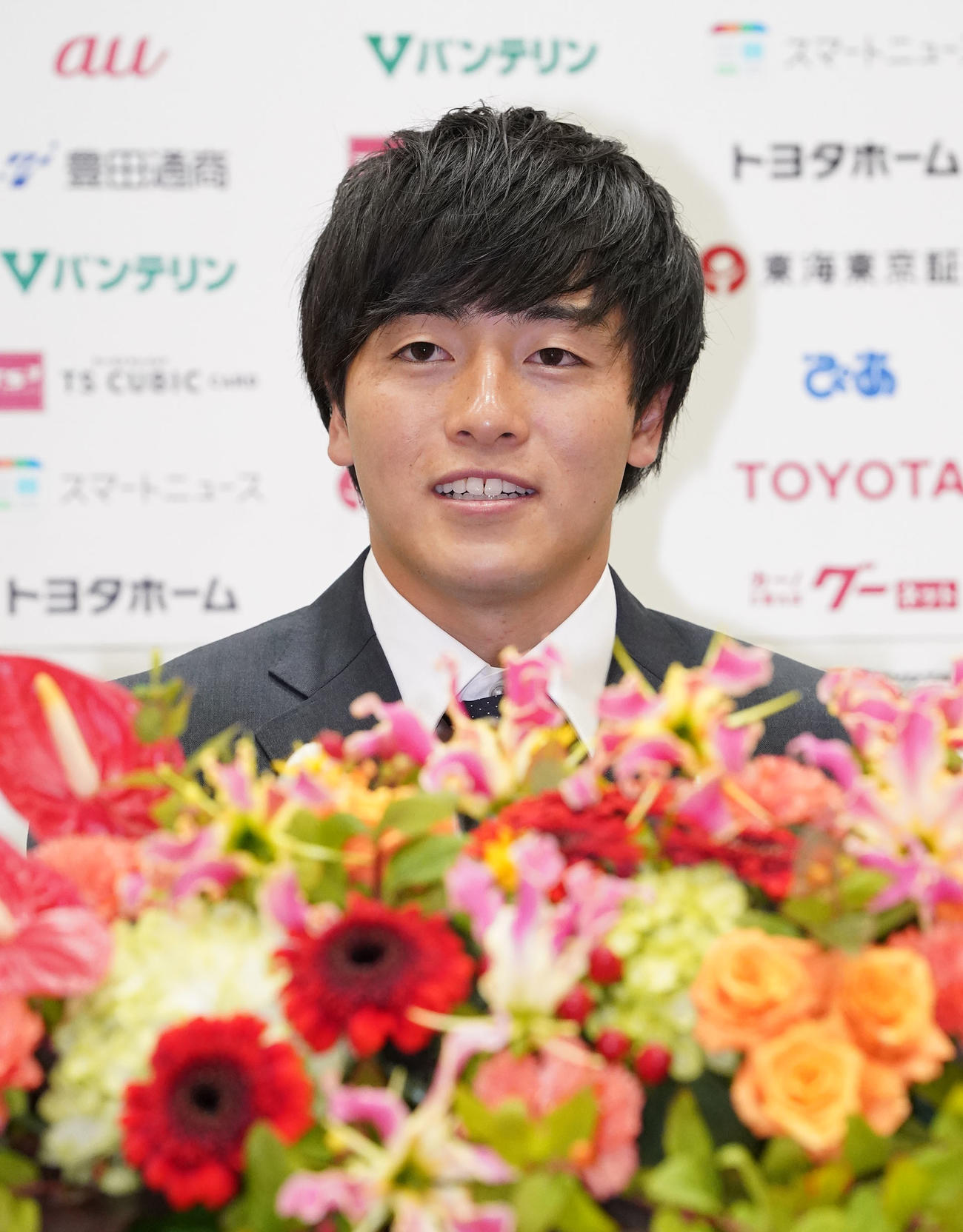 サッカー日本代表に選出され会見する名古屋相馬（撮影・森本幸一）