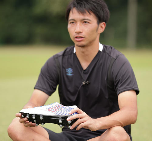 日本代表 柴崎岳が故郷の伝統工芸品モチーフのスパイクで挑む 十和田市のきみがらスリッパ 日本代表写真ニュース 日刊スポーツ 日本代表 柴崎岳が故郷の伝統工芸品モチーフのスパイクで挑む 十和田市のきみがらスリッパ 日本代表写真ニュース 日刊スポーツ