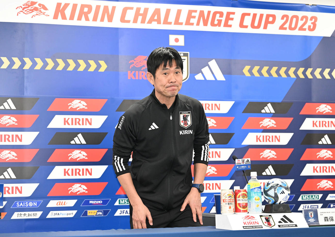 会見に臨む森保監督（撮影・滝沢徹郎）