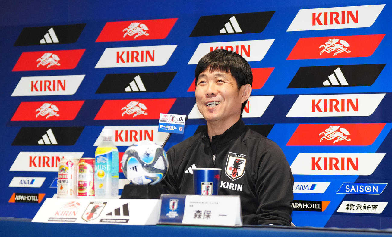 コロンビア戦前日会見に臨む森保監督（撮影・江口和貴）
