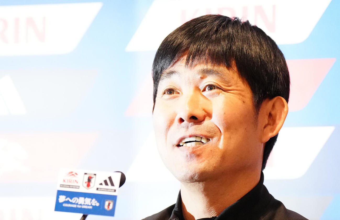 コロンビア戦前日会見に臨む森保監督（撮影・江口和貴）