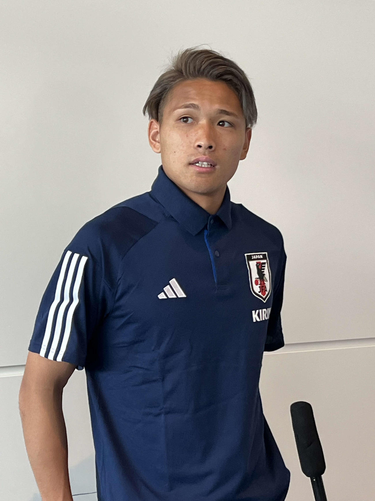 アルゼンチンに向けて出発する前に取材に応じたU－20W杯日本代表松木玖生（2023年5月11日）