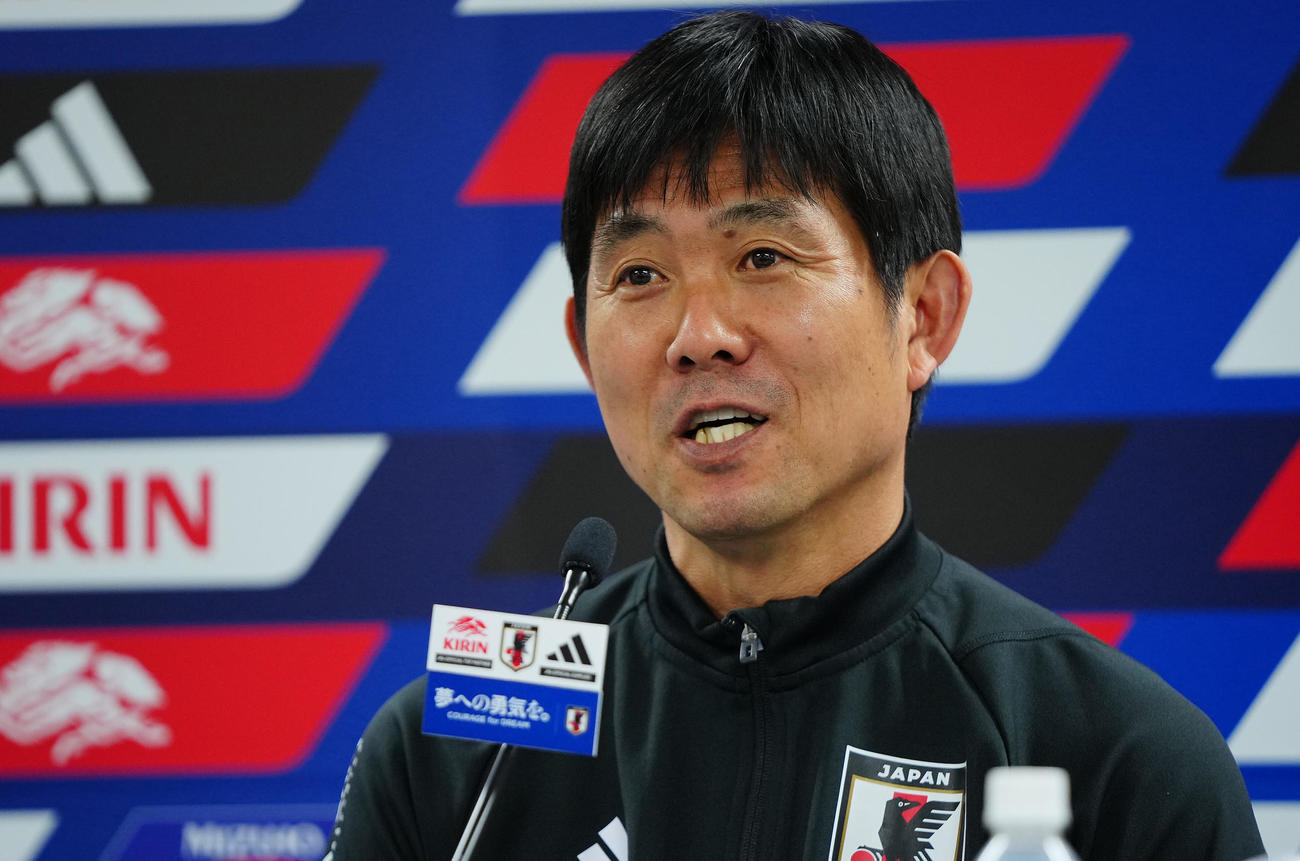 前日会見に臨む日本代表森保監督（撮影・垰建太）