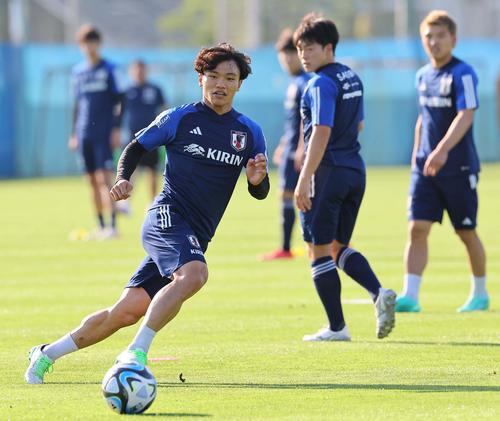 日本代表】旗手怜央、盟友三笘薫と共闘「引っ張ってもらうじゃなく対等