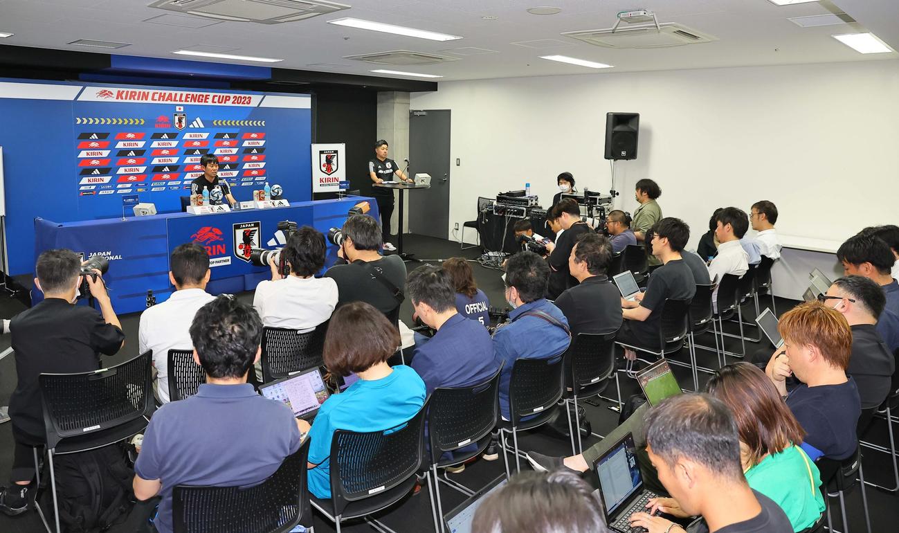 ペルー戦に向けて会見をひらく森保監督（撮影・上田博志）