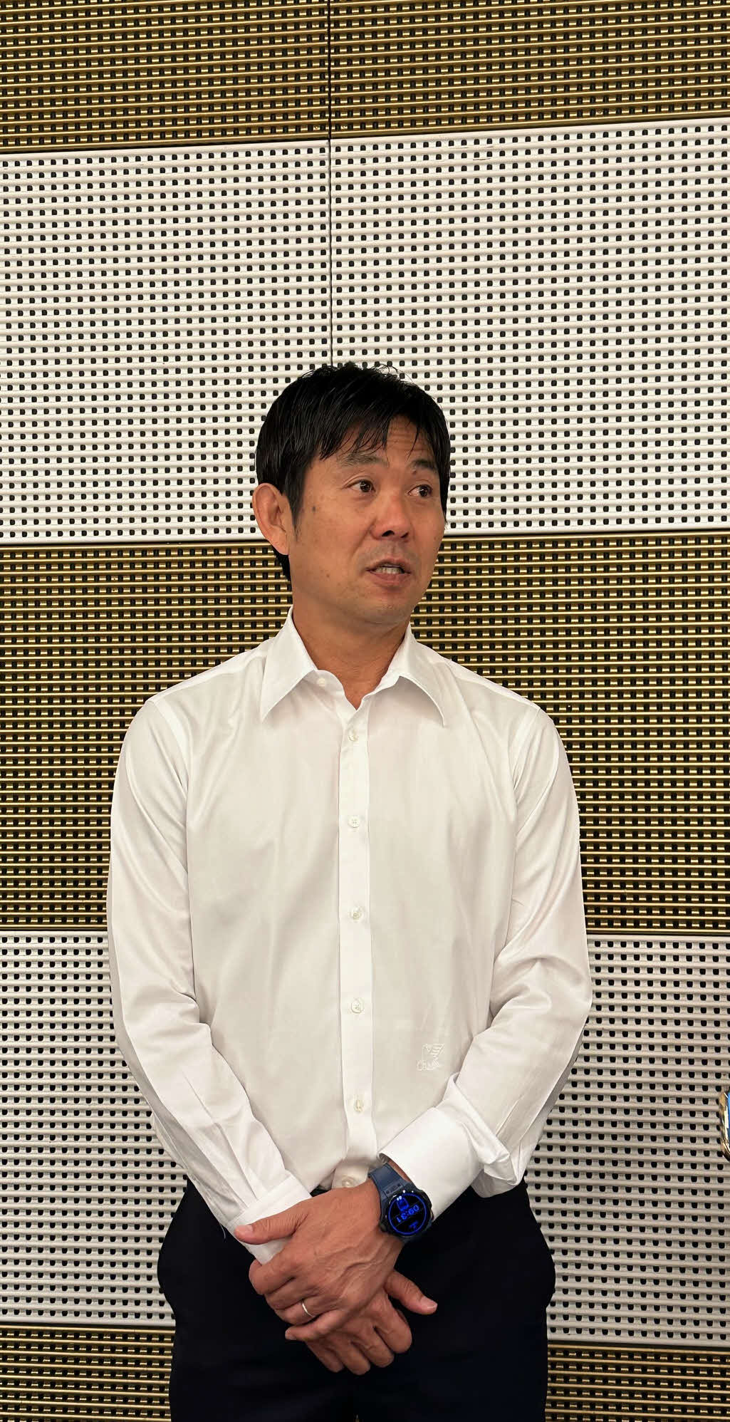 6月の日本代表活動を終えて大阪市内で取材対応する森保監督