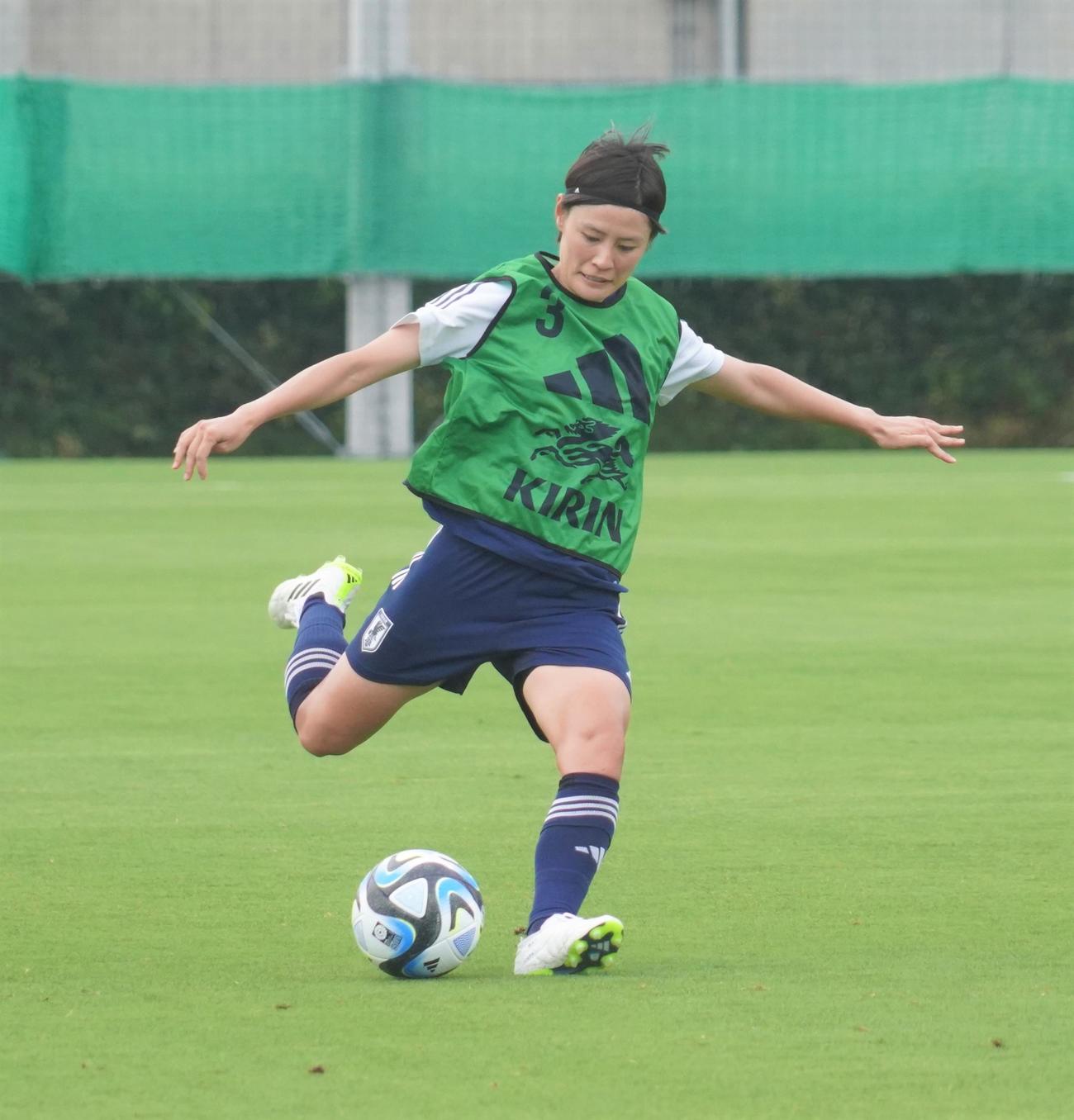 女子W杯オーストラリア・ニュージーランド大会に向けた合宿に臨む猶本光（撮影・佐藤成）
