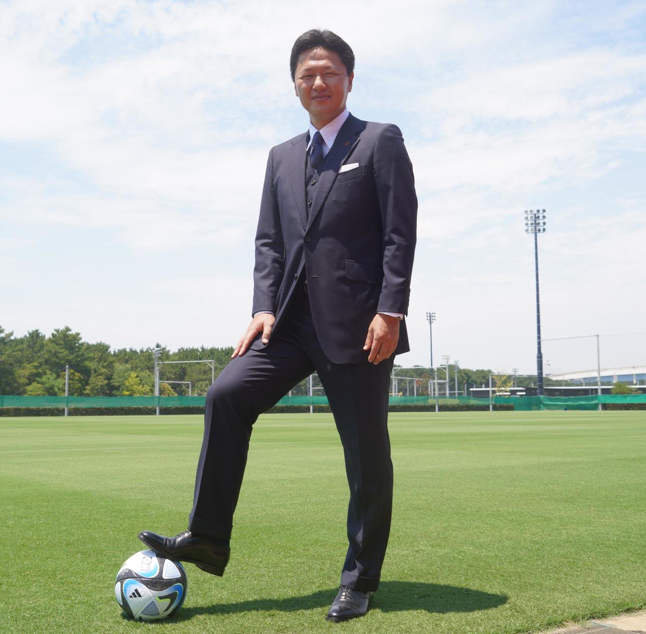 パリ五輪の初戦まで1年のタイミングで取材に応じたU－22日本代表大岩剛監督（撮影・佐藤成）