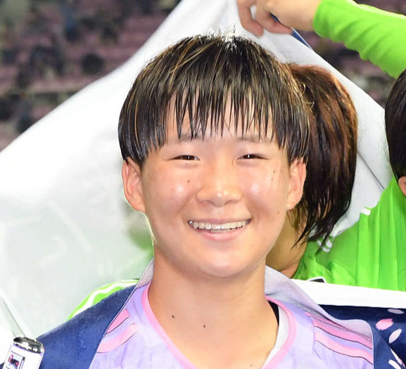 藤野あおば（2023年7月撮影）