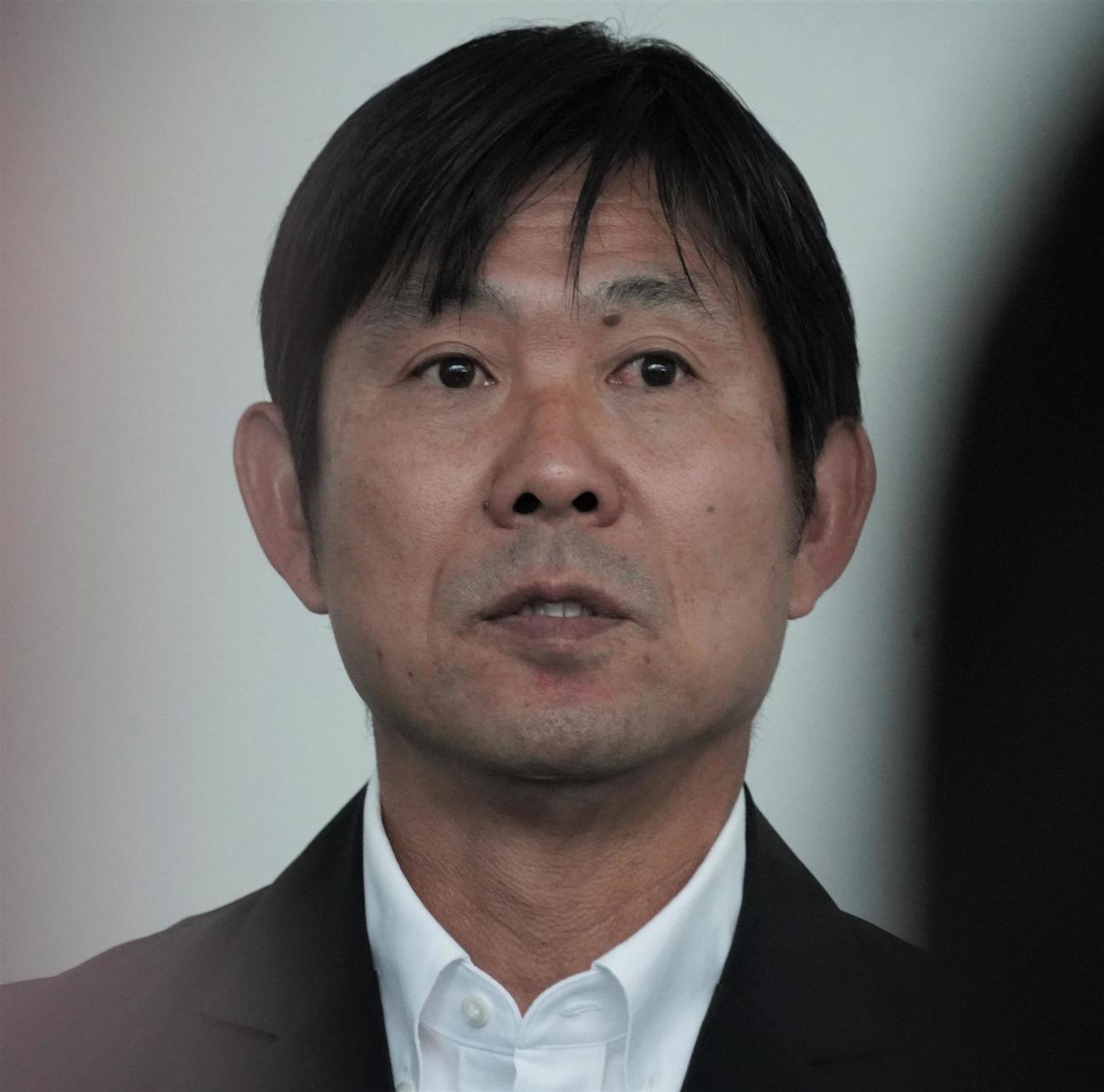 欧州視察を終えて帰国した日本代表森保一監督（撮影・佐藤成）