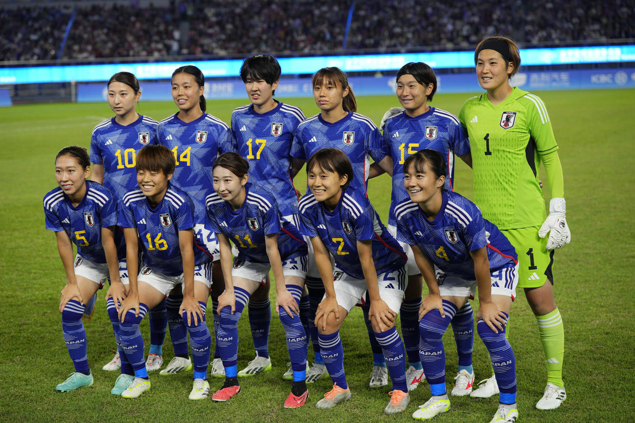 決勝に臨む日本女子代表（AP）