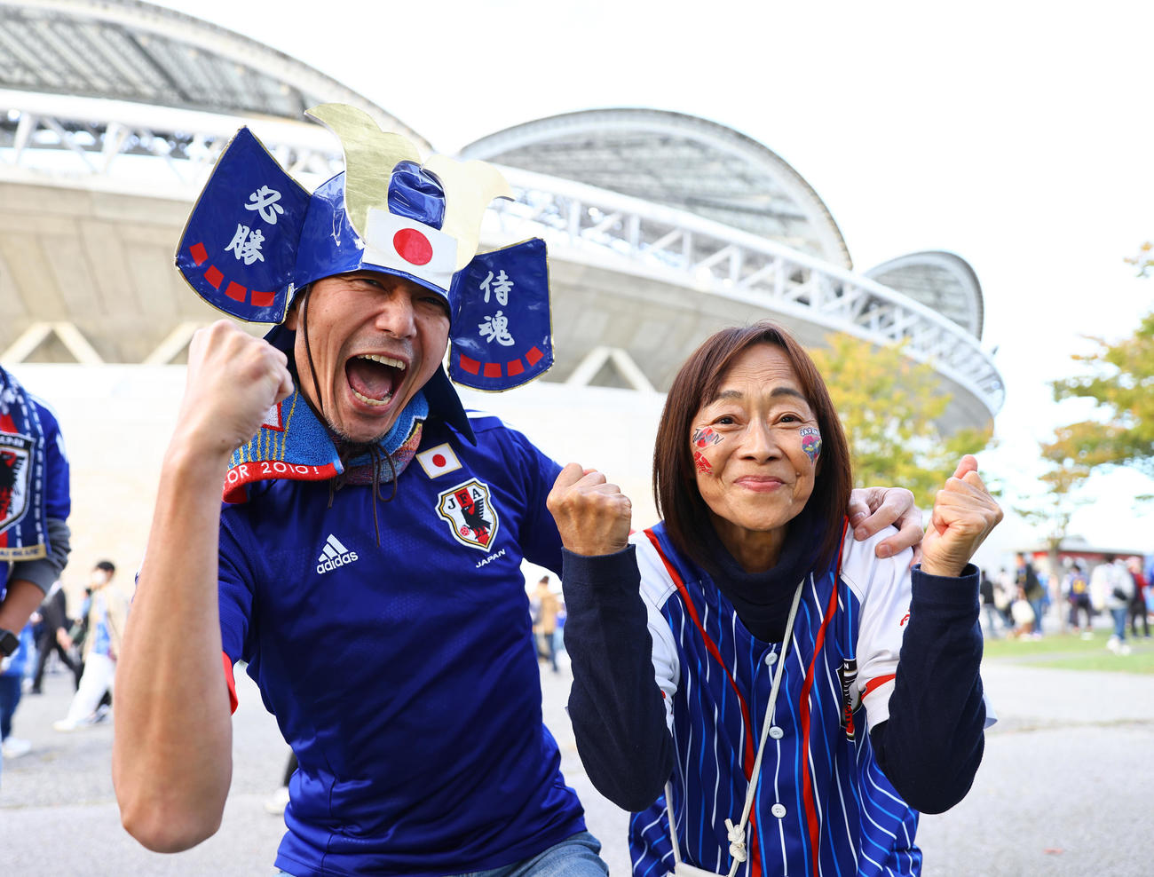 日本対カナダ　試合に向けて盛り上がるファン（撮影・垰建太）