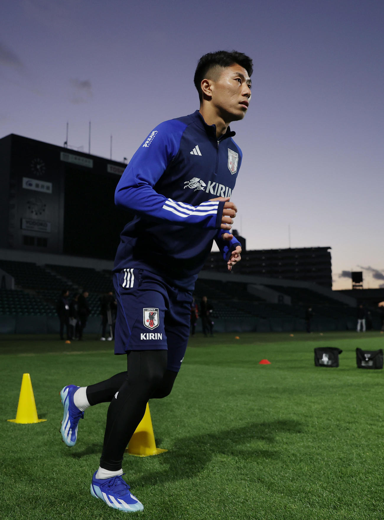 日本代表に合流し、ミャンマー戦に向け調整する細谷（撮影・前田充）