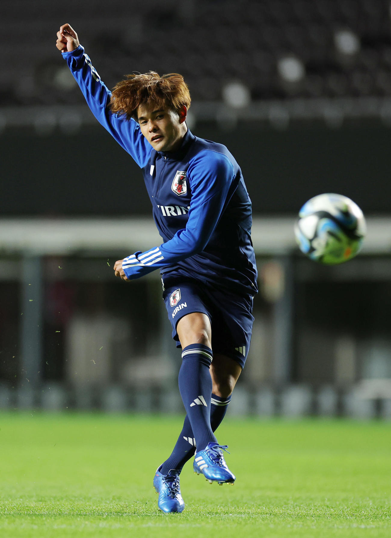 日本代表に合流し、ミャンマー戦に向け調整する佐野（撮影・前田充）