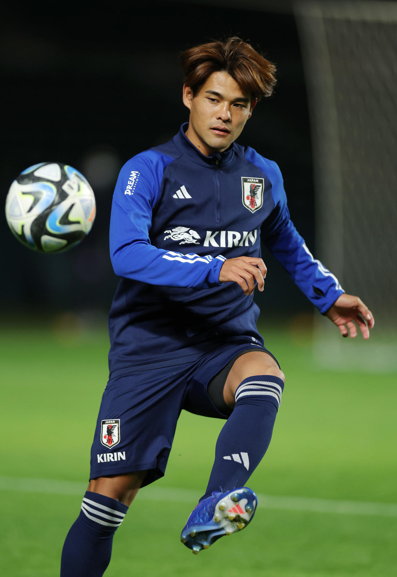 日本代表に合流し、ミャンマー戦に向け調整する佐野（撮影・前田充）