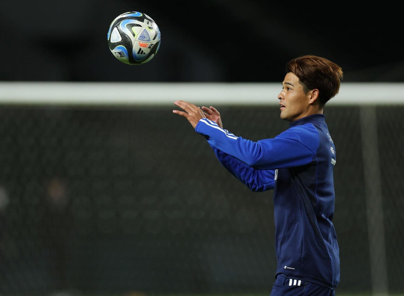 日本代表に合流し、ミャンマー戦に向け調整する佐野（撮影・前田充）