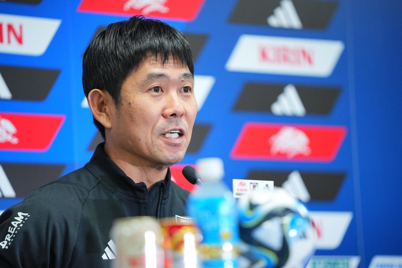 前日会見に臨む日本代表森保監督（撮影・垰建太）