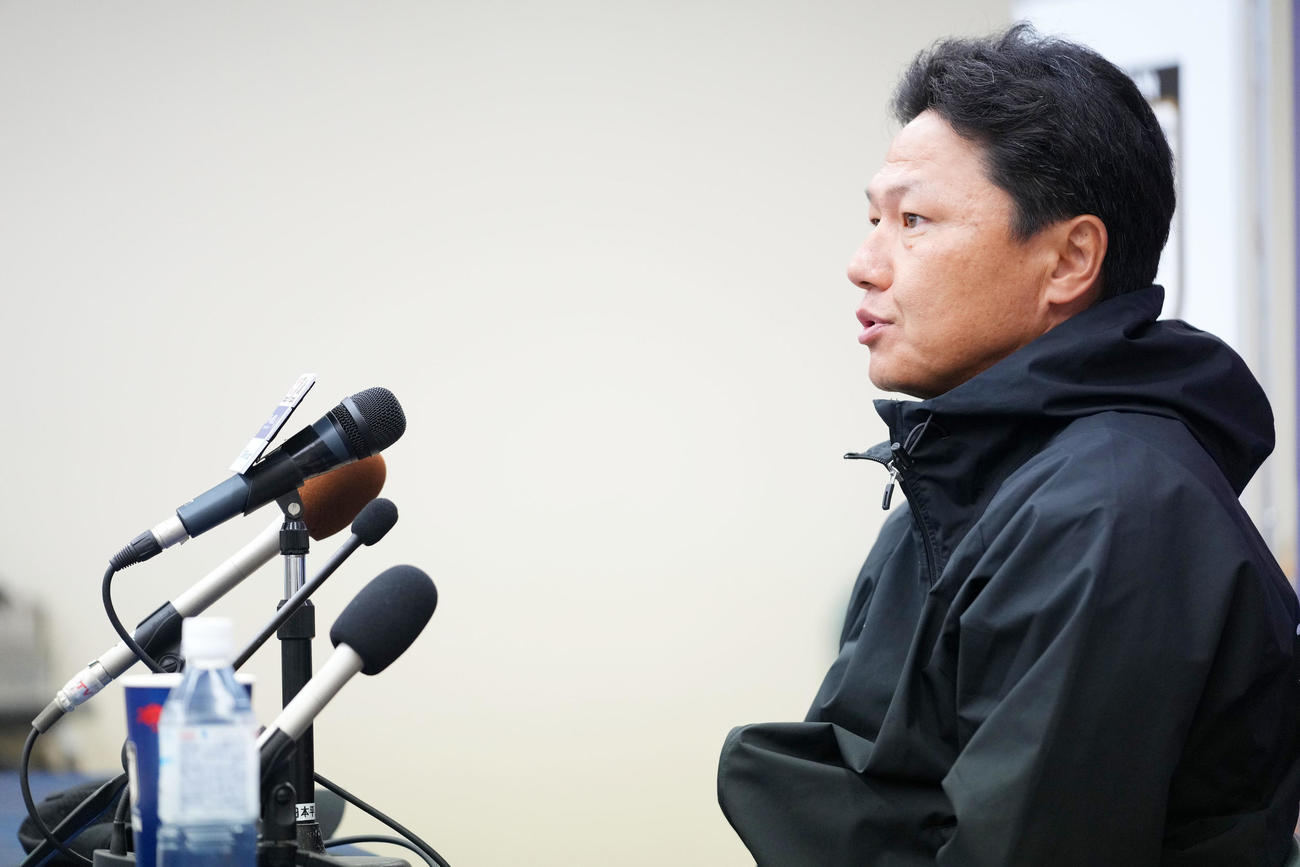 アルゼンチン戦に向け意気込みを語るU22日本代表大岩監督（撮影・横山健太）