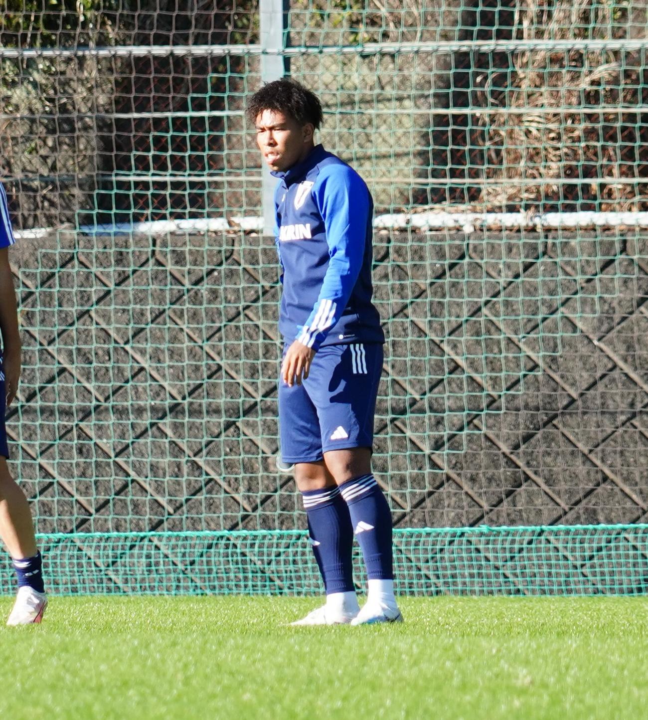 U22アルゼンチン代表戦から一夜明けて練習に臨むU22日本代表DF畑大雅（撮影・佐藤成）