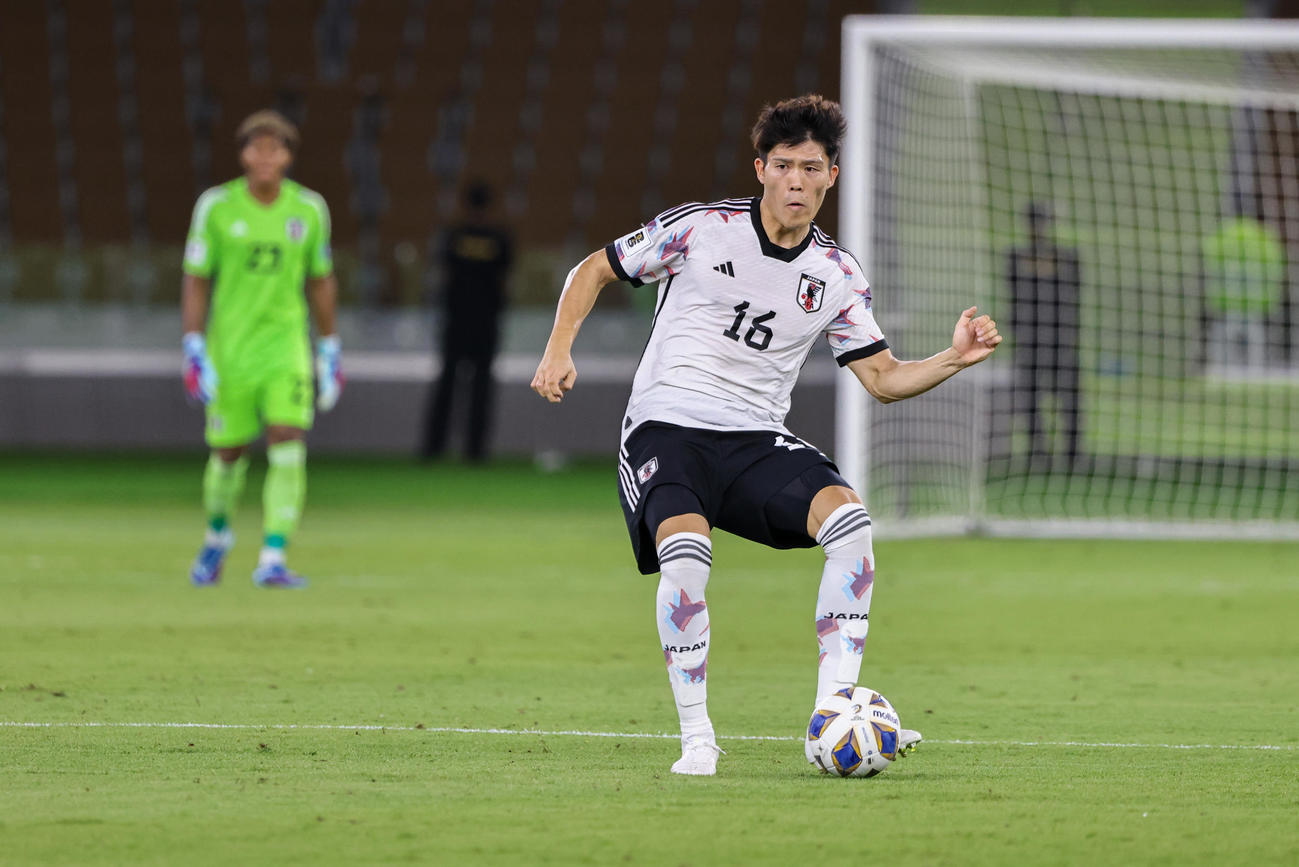 日本対シリア　安定したプレーを見せた冨安健洋（撮影・パオロ　ヌッチ）