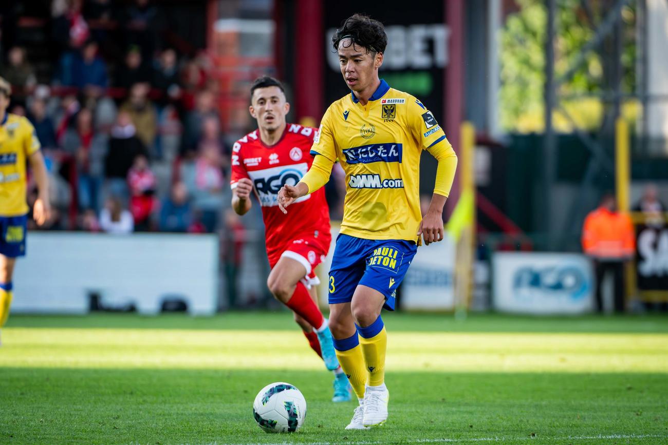 タイ代表戦に臨む日本代表に初選出されたシントトロイデン伊藤涼太郎（C）STVV