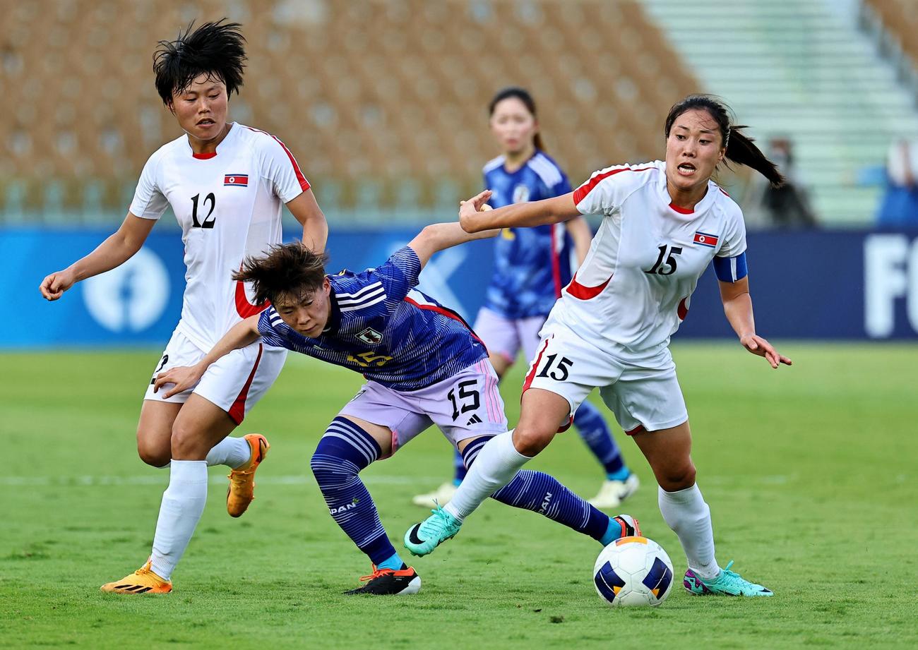 北朝鮮の堅守に苦しめられる、なでしこジャパン藤野あおば（ロイター）