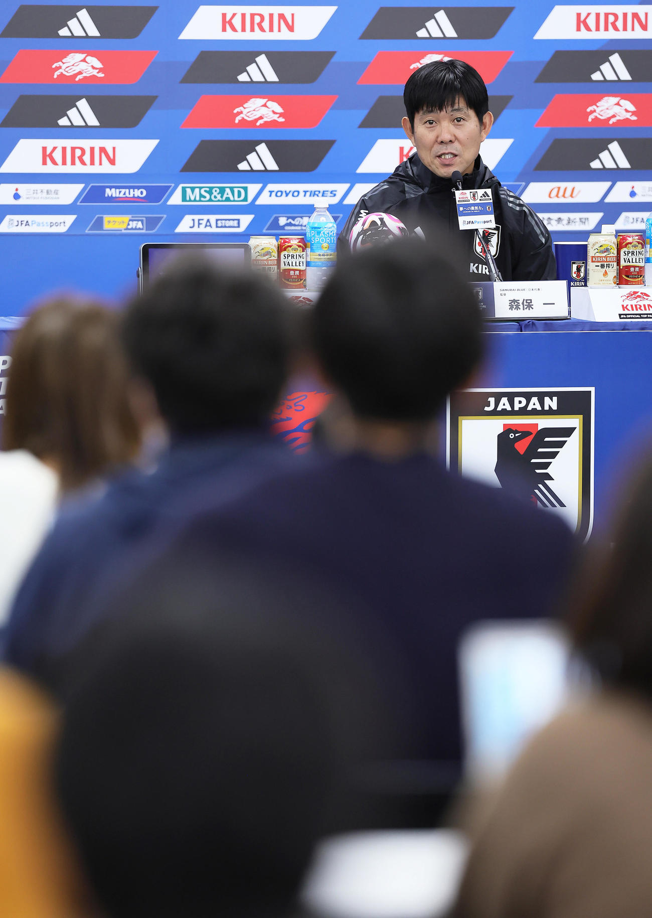 前日会見に臨む森保監督（撮影・足立雅史）