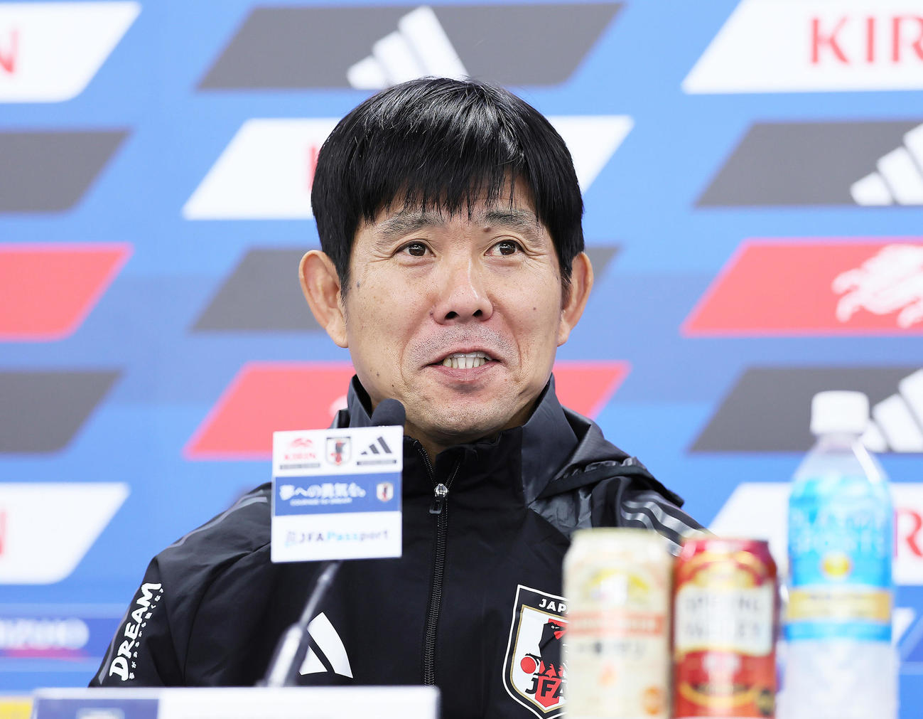 前日会見に臨む森保監督（撮影・足立雅史）