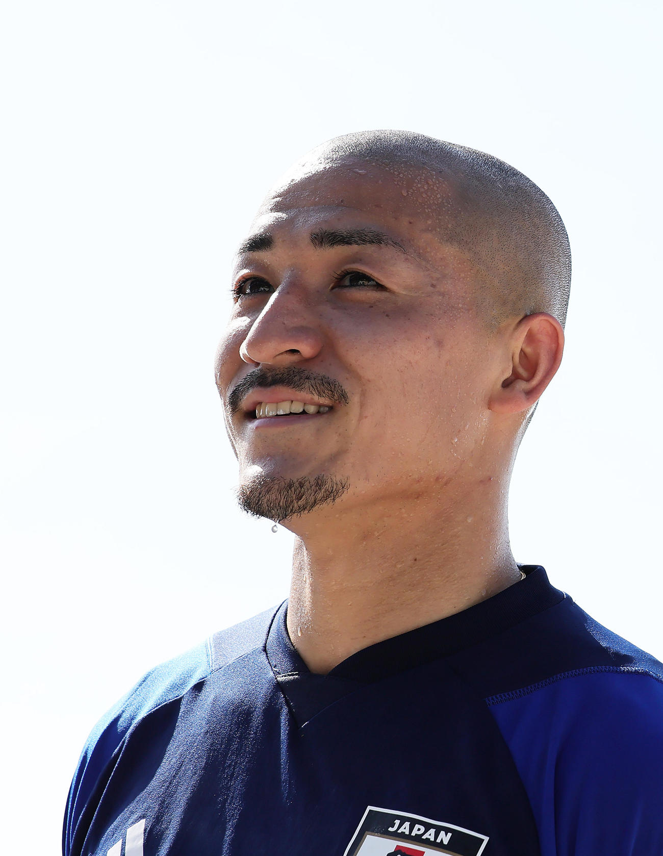 丸刈り頭の前田大然（2024年1月15日撮影）