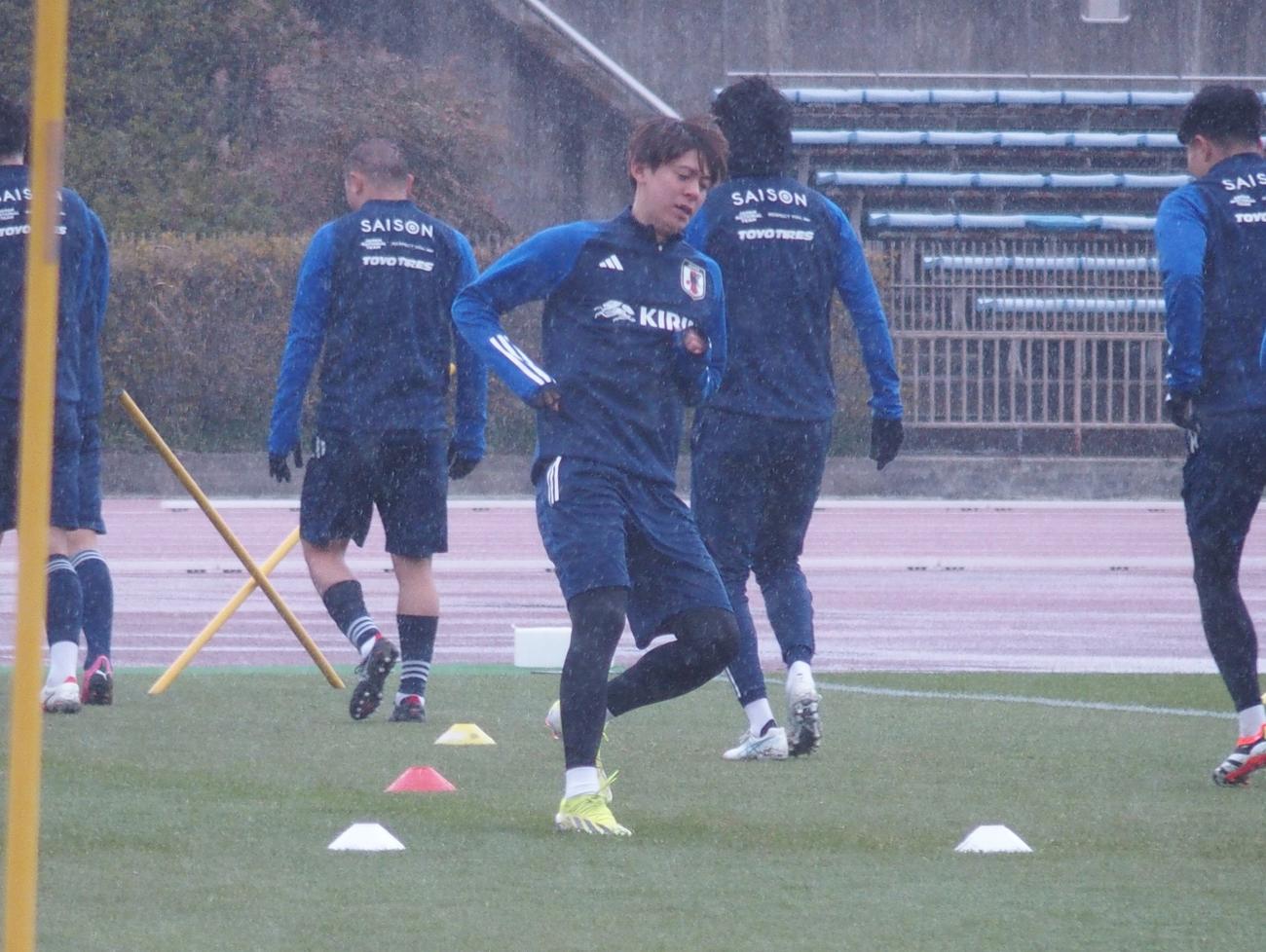 U－23代表MF山本理仁（撮影・永田淳）
