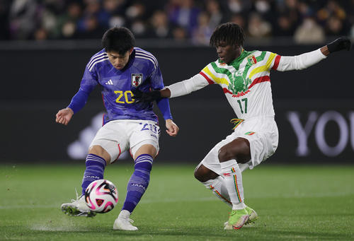 U－23日本対U－23マリ　前半、先制ゴールを決める平河（撮影・前田充）