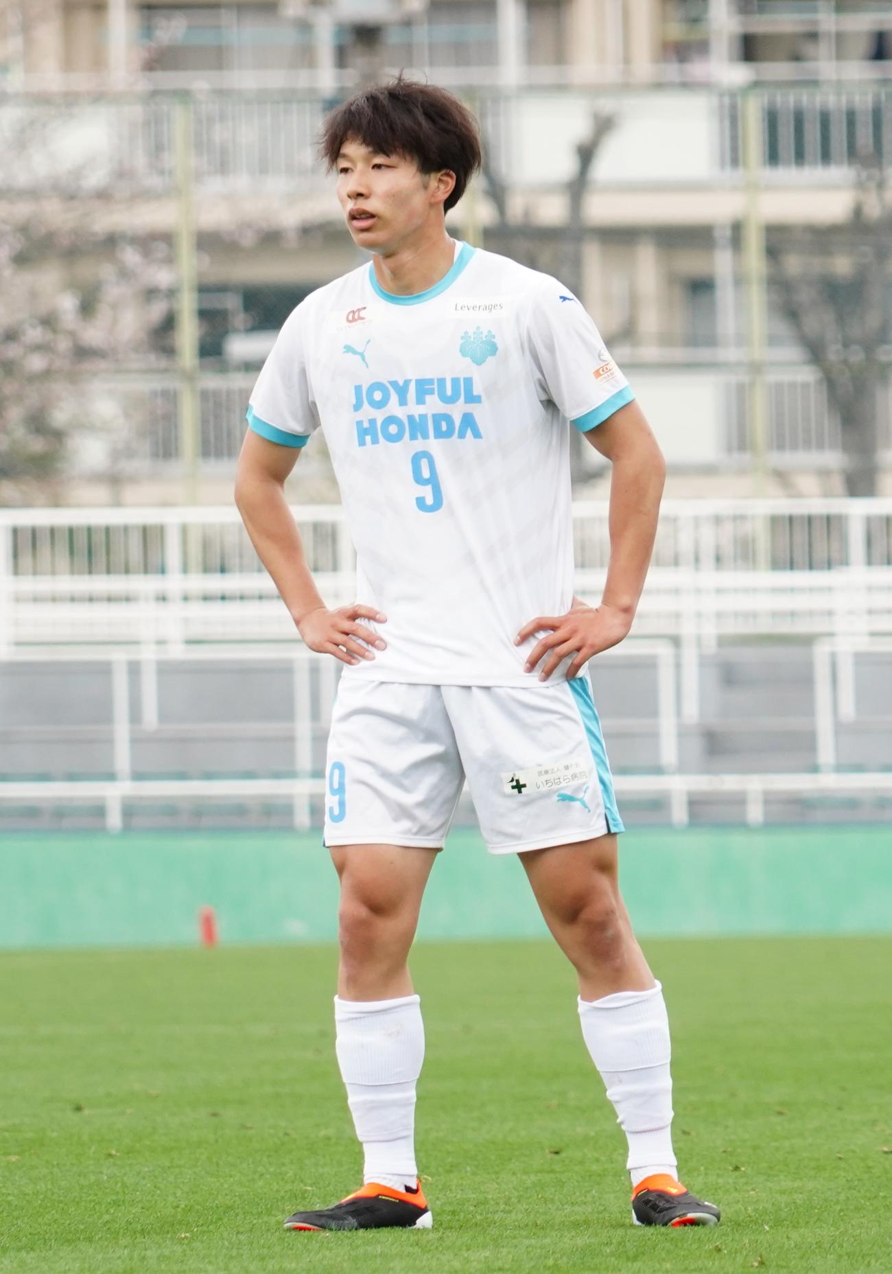JR東日本カップ2024　第98回関東大学サッカーリーグ戦1部の関東学院大－筑波大戦で先制点を決めた筑波大FW内野航太郎（撮影・佐藤成）