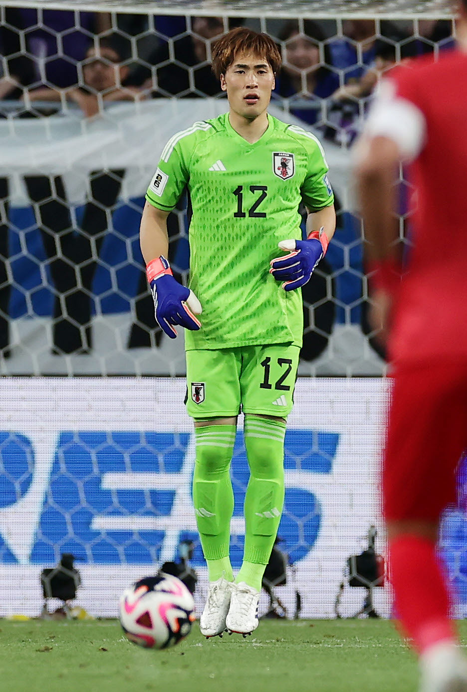 日本対シリア　日本対シリア　前半、パスを受けるGK大迫（撮影・前田充）