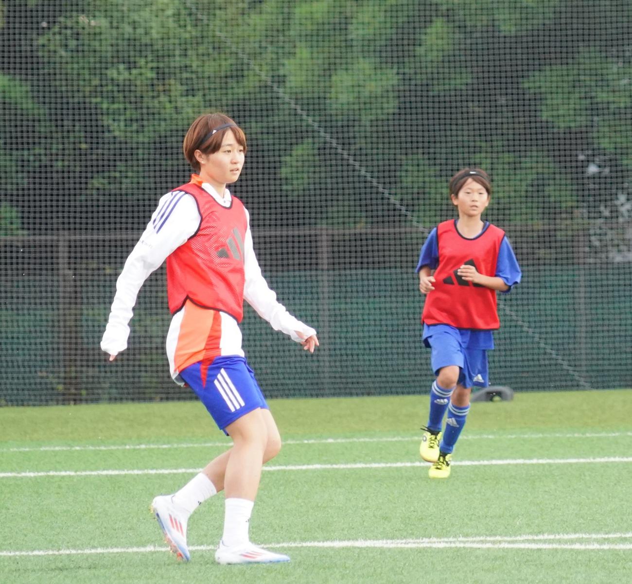 「南足柄サッカーフェスタ」を開催した宮沢ひなた（撮影・佐藤成）