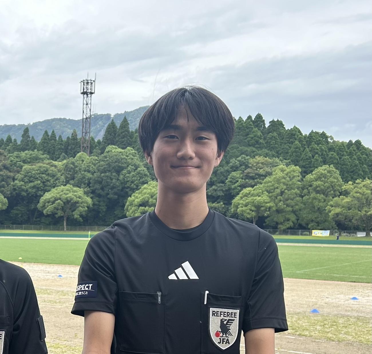 一般社団法人日本サッカー審判協会（RAJ）が実施する海外派遣プログラムに参加する乙川陸審判員