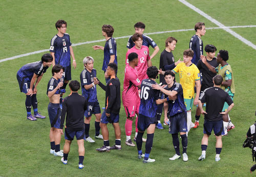 日本対オーストラリア　引き分けに終わった日本代表（撮影・足立雅史）