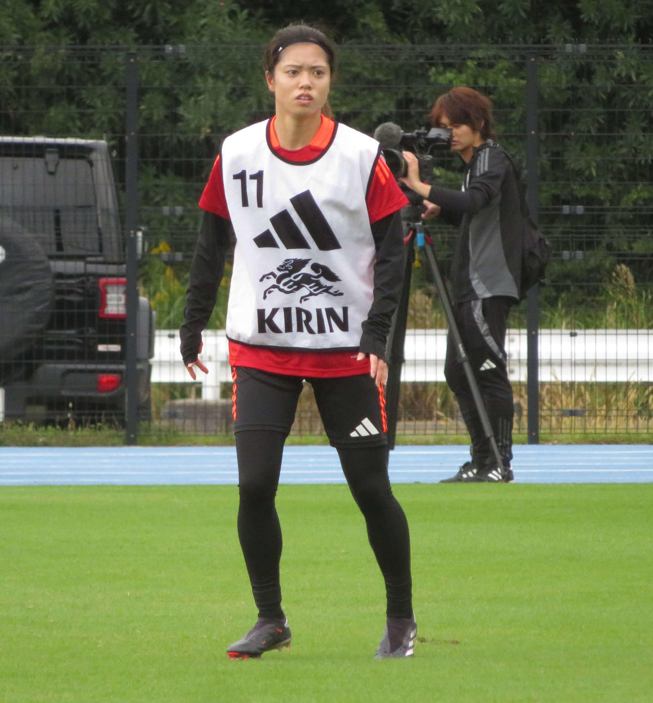 韓国戦に向けて活動する女子日本代表なでしこジャパンMF長谷川唯（撮影・佐藤成）