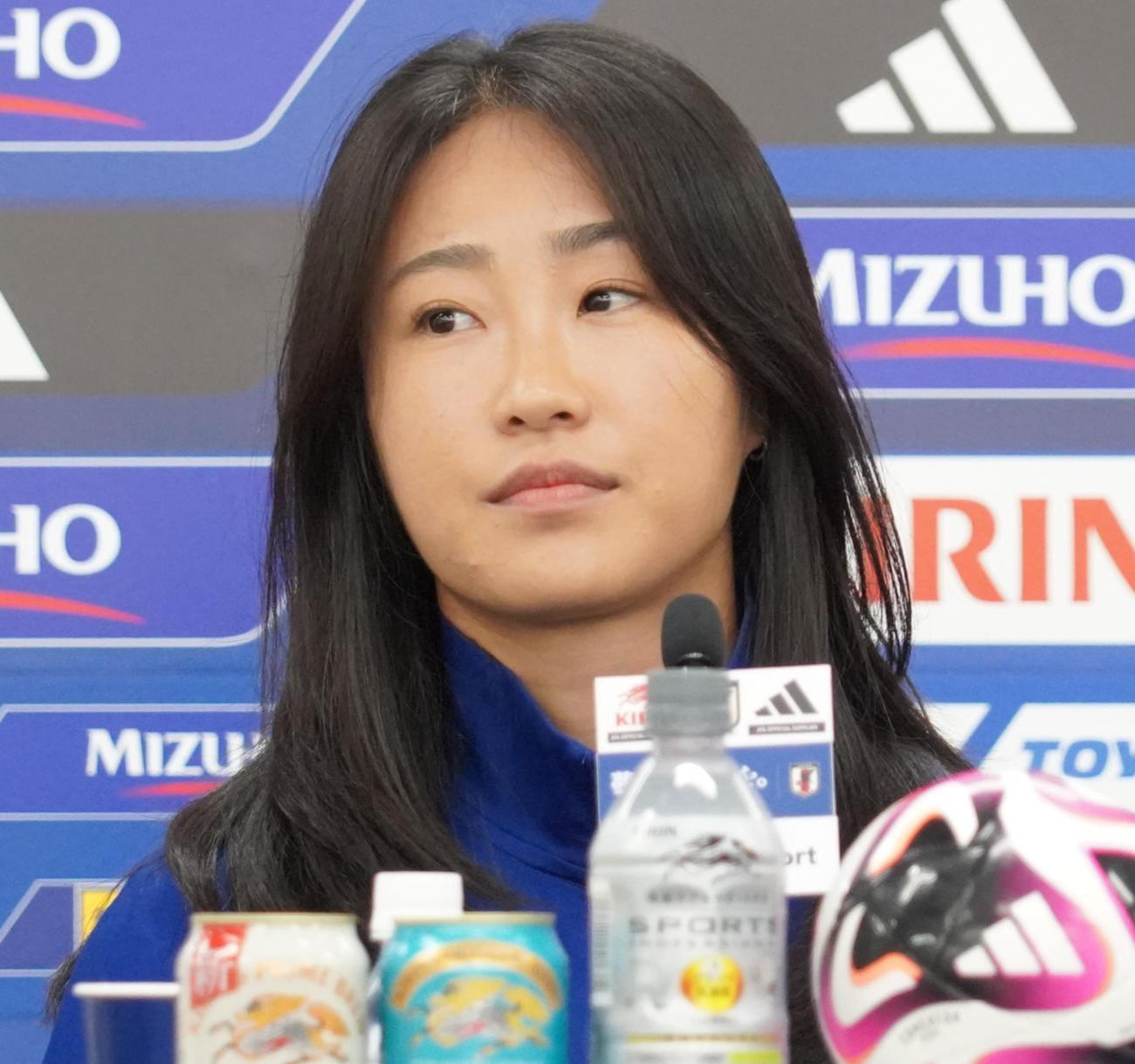 女子日本代表なでしこジャパンとの親善試合に向けて前日会見に出席した女子韓国代表MFイ・ヨンジュ主将（撮影・佐藤成）