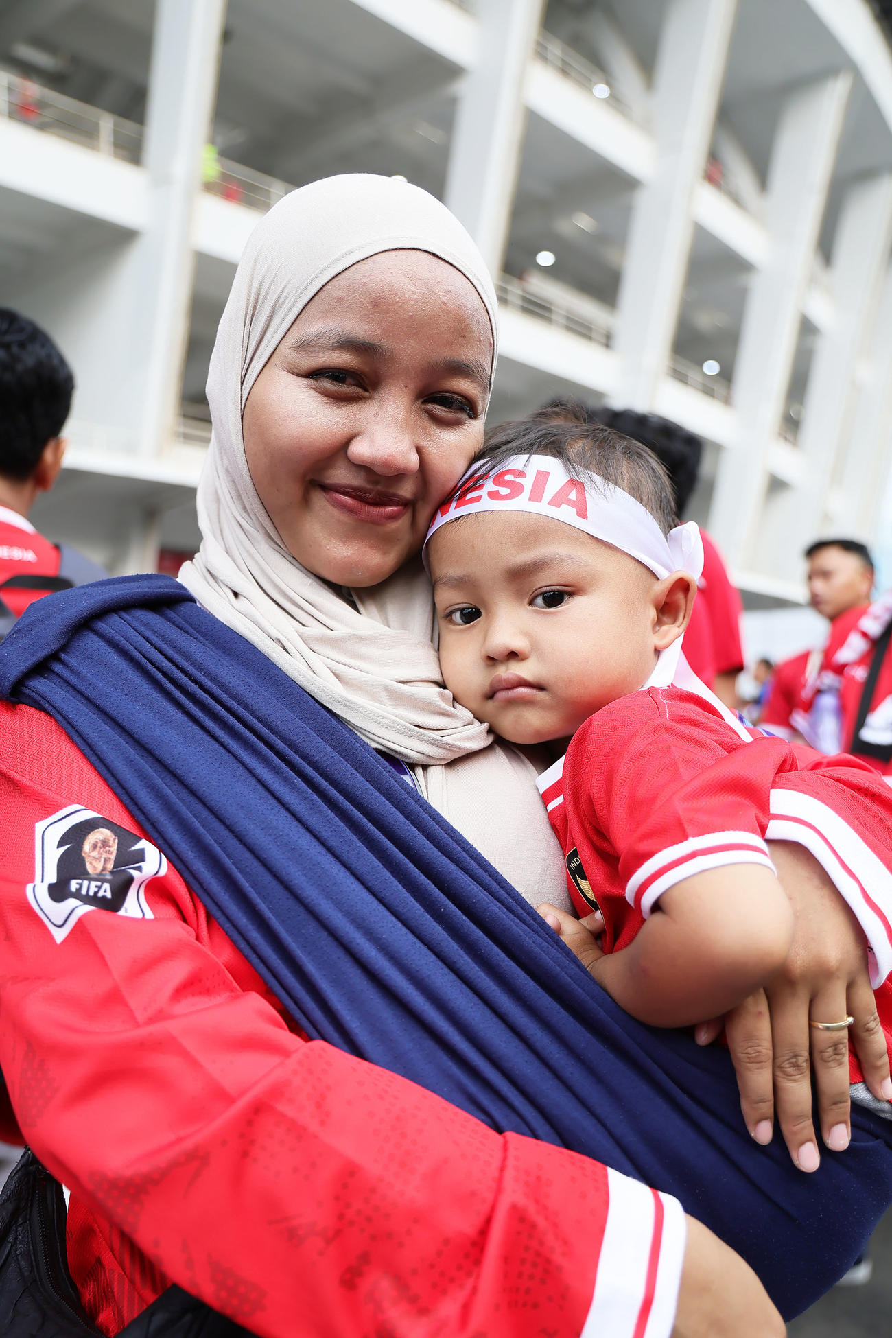 試合を前に盛り上がる、インドネシアサポーター（撮影・足立雅史）