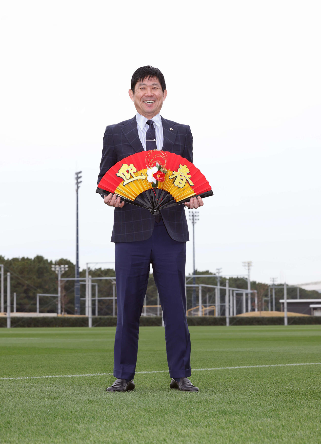 笑顔を見せるサッカー日本代表森保監督（撮影・鈴木正人）
