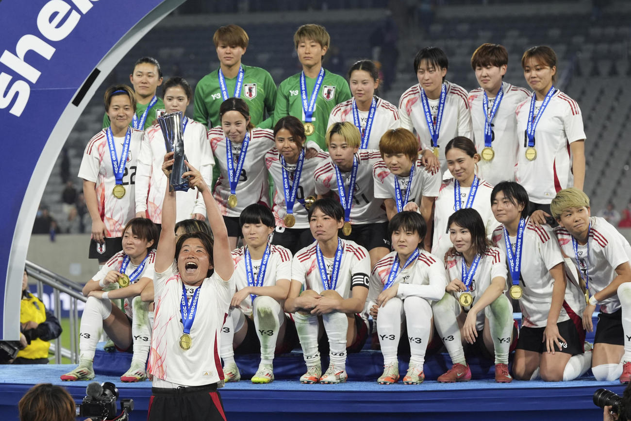 シービリーブスカップ初優勝を果たした日本代表チーム（AP）