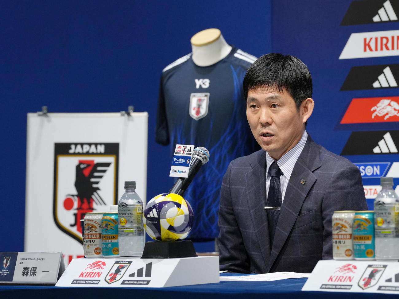 日本代表メンバー発表会見に臨む森保監督（撮影・足立雅史）